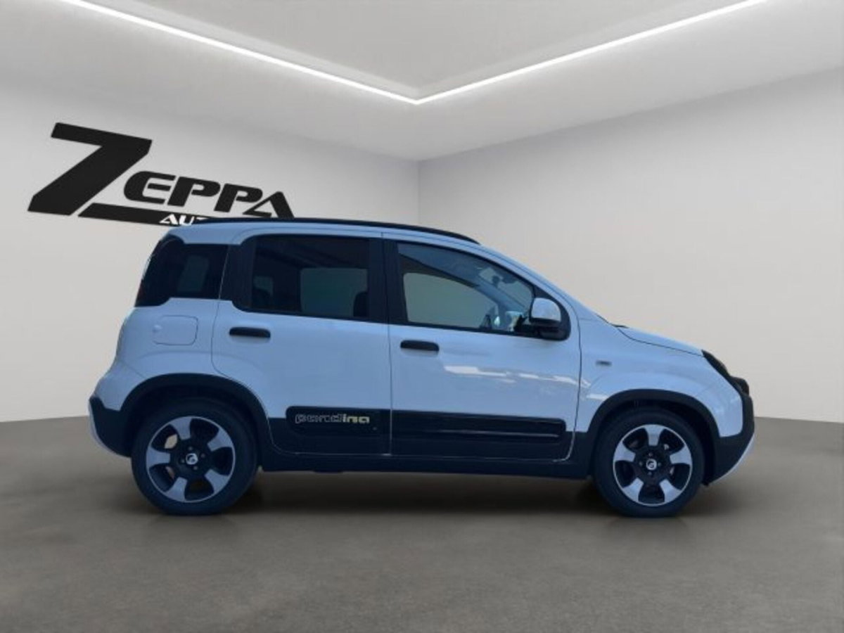 Fiat Panda Cross 1.0 firefly hybrid Cross s&s 70cv 5p.ti (7)