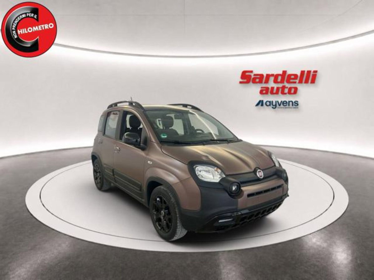 Fiat Panda 1.0 FireFly S&S Hybrid Trussardi (2)
