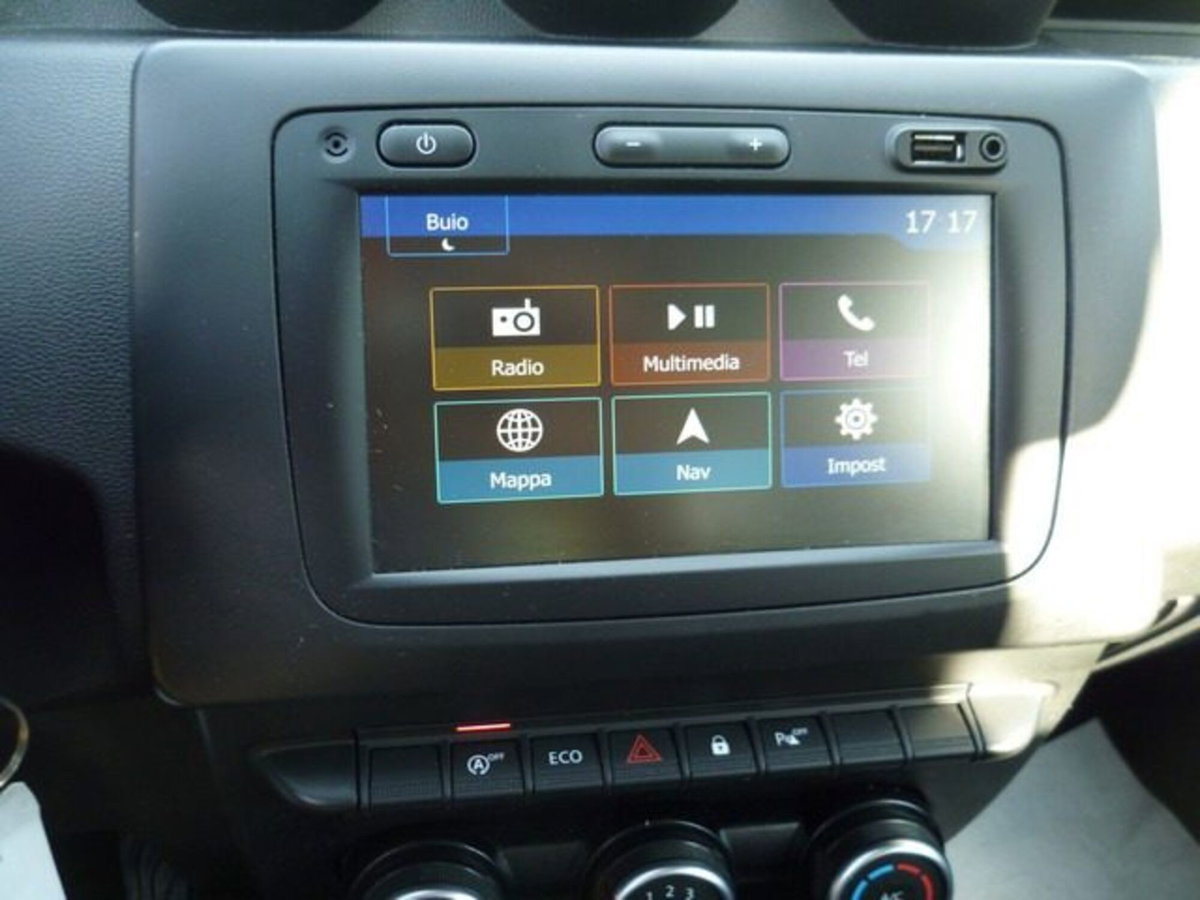 Dacia Duster 1.0 TCe 100 CV ECO-G 4x2 Comfort (11)
