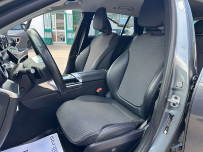 Mercedes-Benz Classe C Station Wagon 220 d Mild hybrid 4Matic Premium Pro All-Terrain (6)