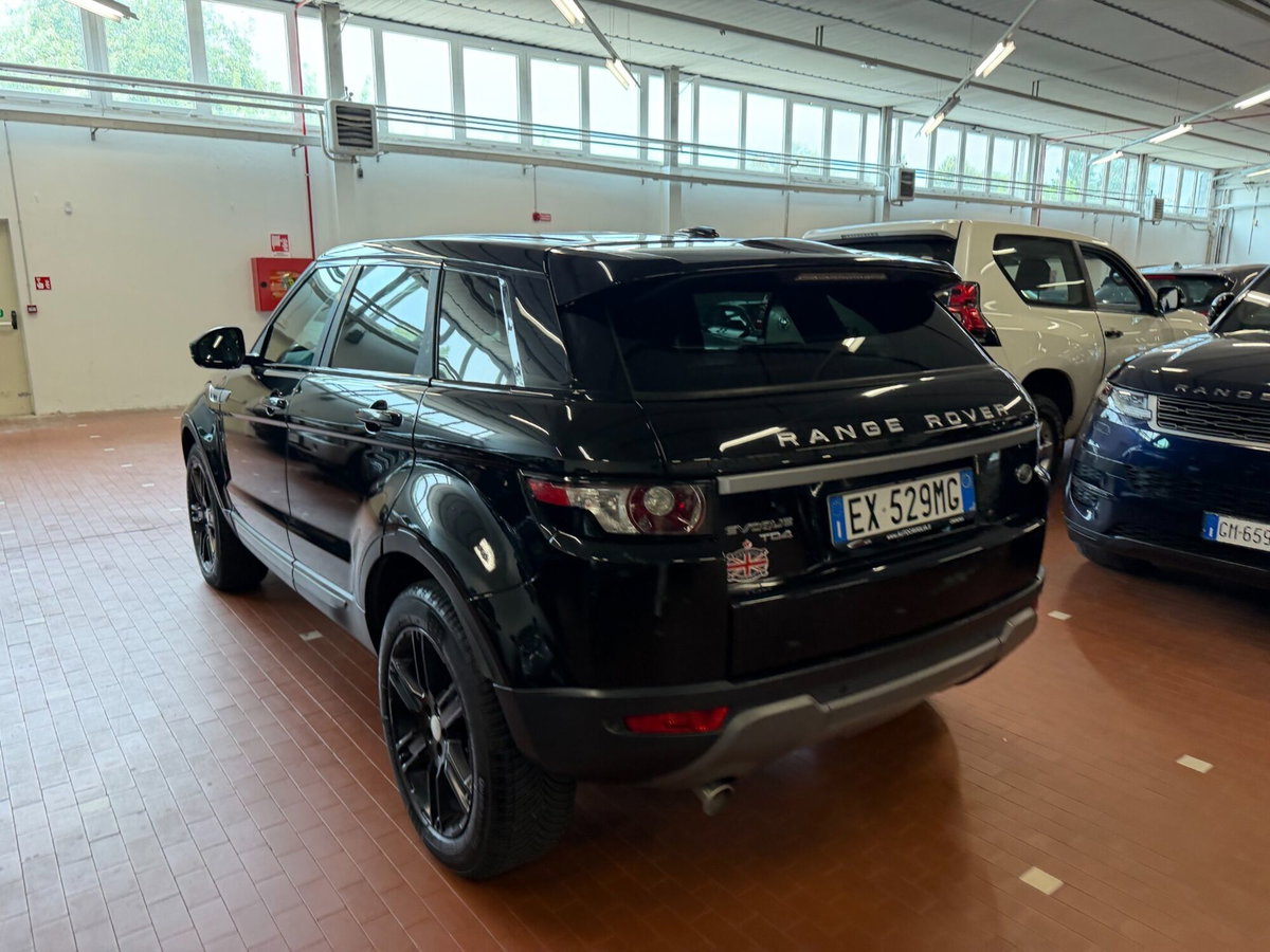 Land Rover Range Rover Evoque 2.2 TD4 5p. Pure Tech Pack (3)