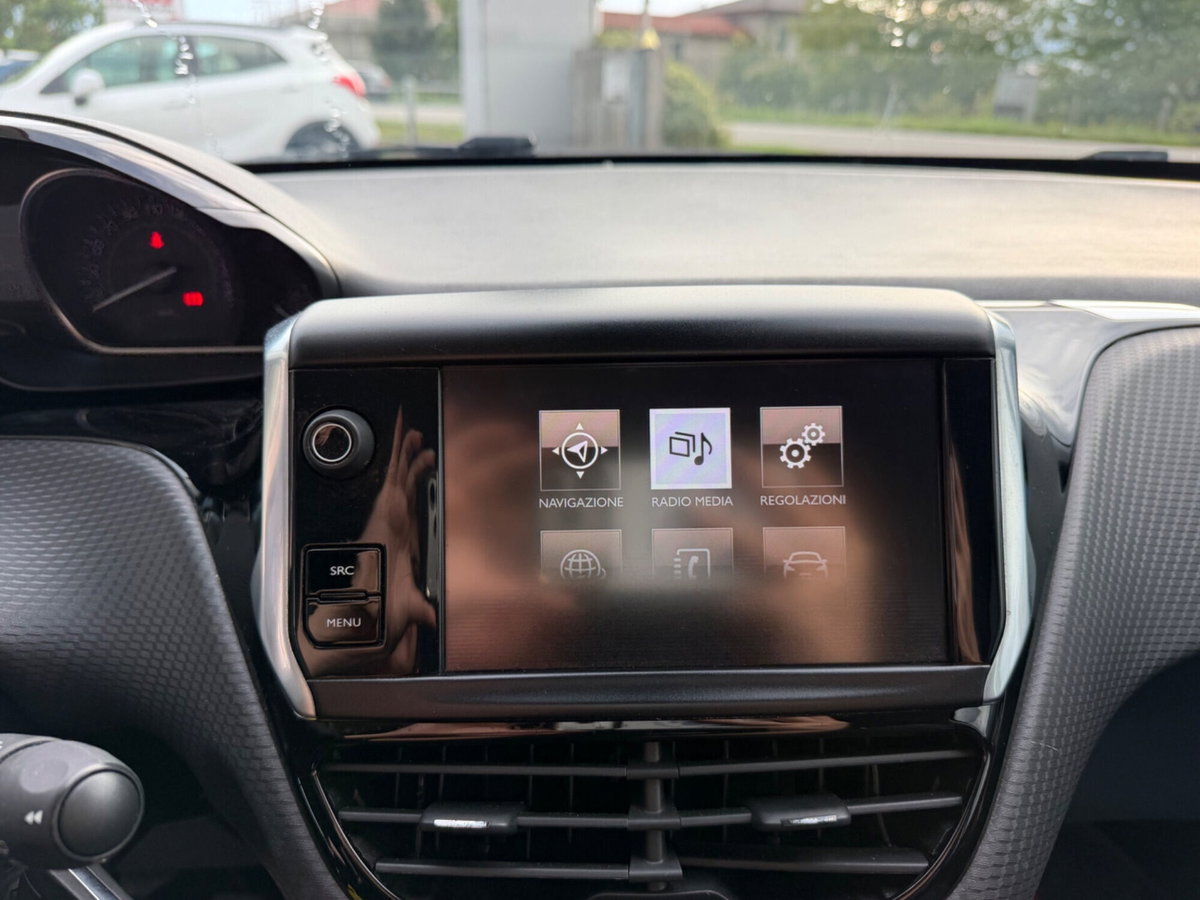 Peugeot 2008 Turbo 110 S&S Allure (16)
