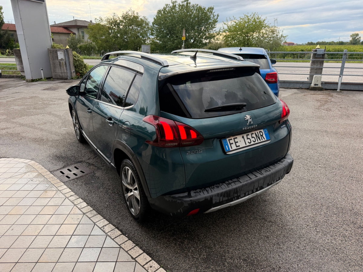 Peugeot 2008 Turbo 110 S&S Allure (4)