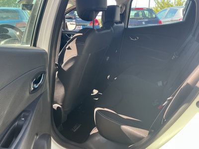 Renault Clio 1.5 dCi 8V 75CV 5 porte Costume National (18)