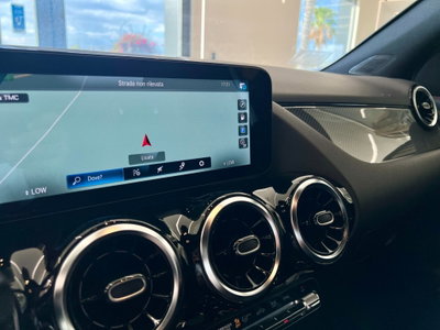 Mercedes-Benz GLA SUV 200 d Automatic 4Matic Premium (13)