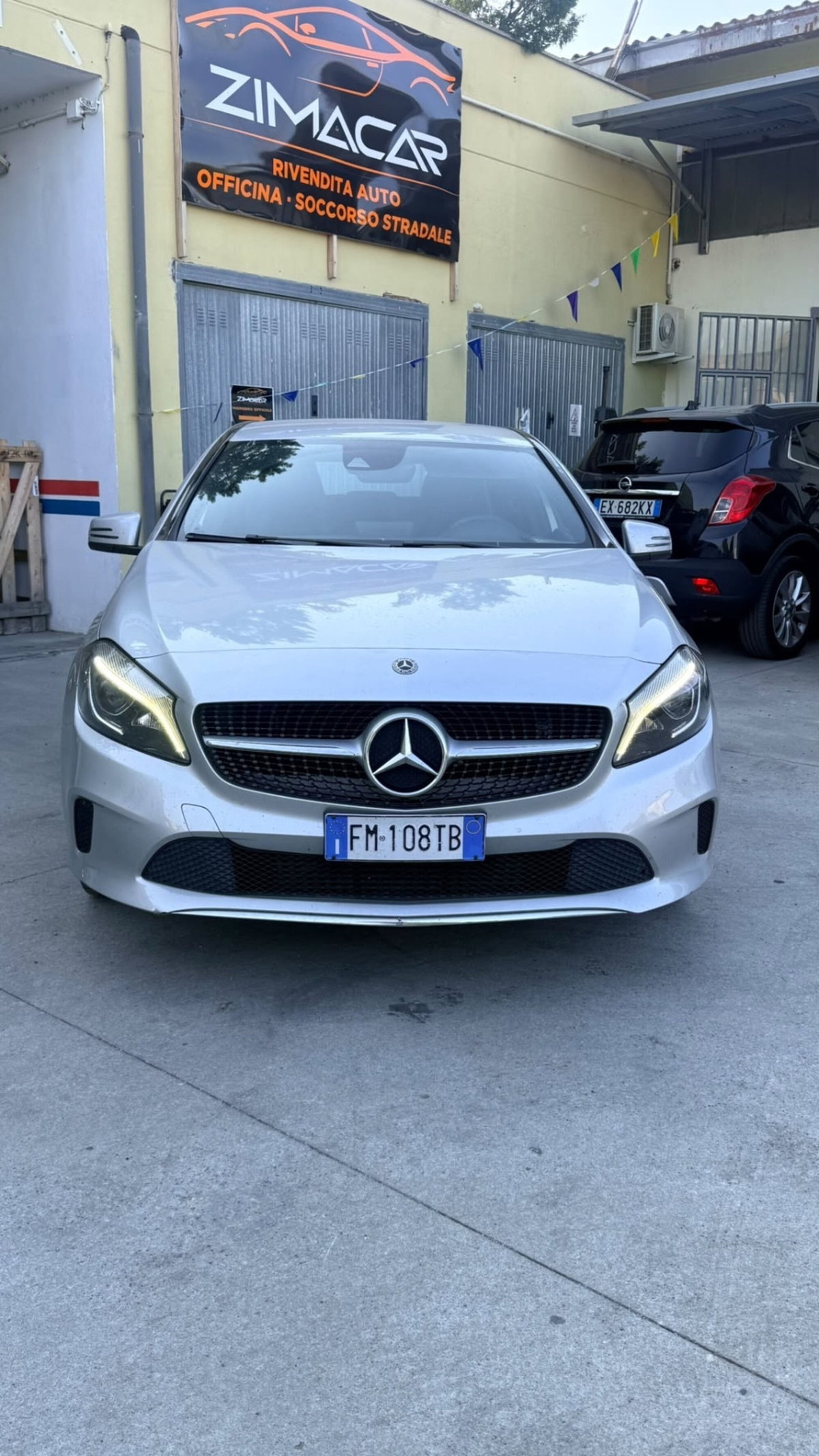 Mercedes-Benz Classe A 180 d Automatic Premium (2)