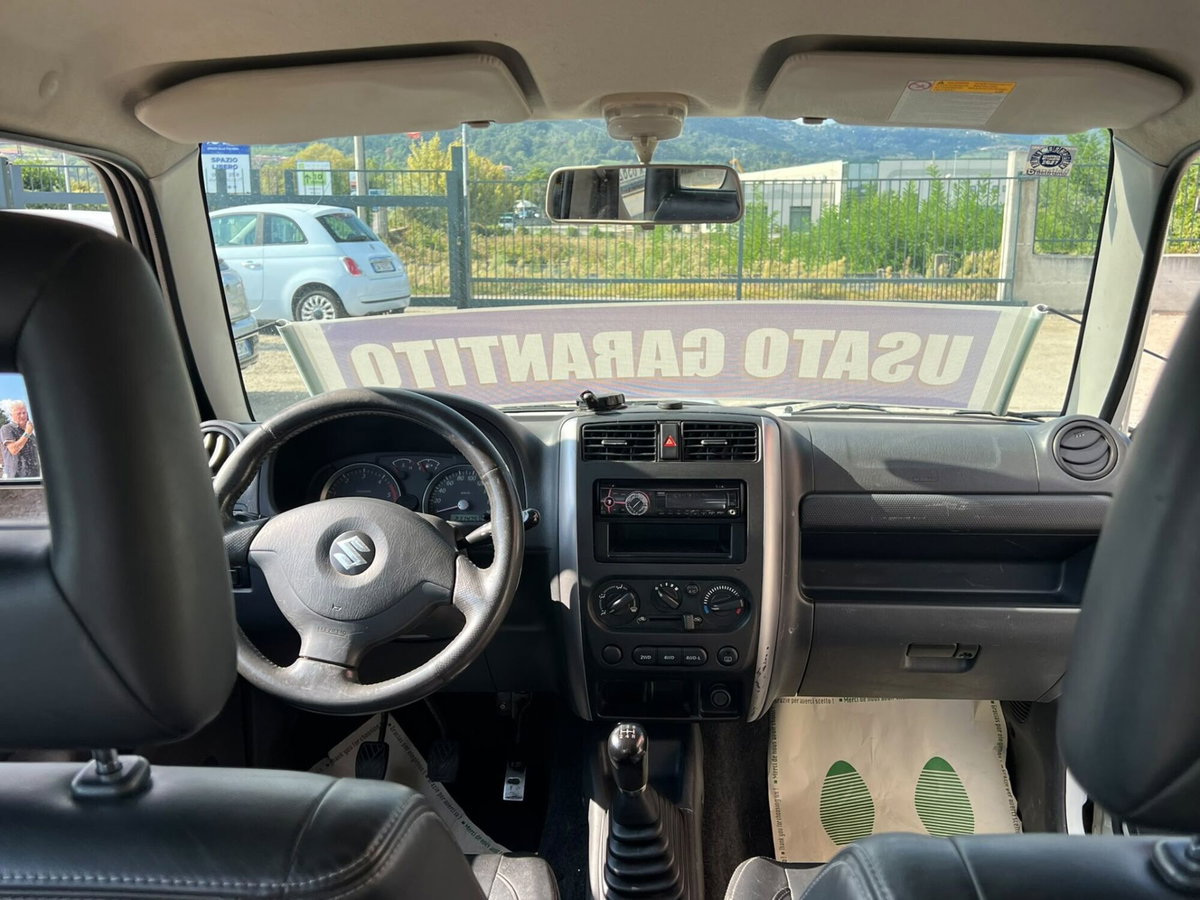 Suzuki Jimny 1.5 DDiS cat 4WD Special (12)