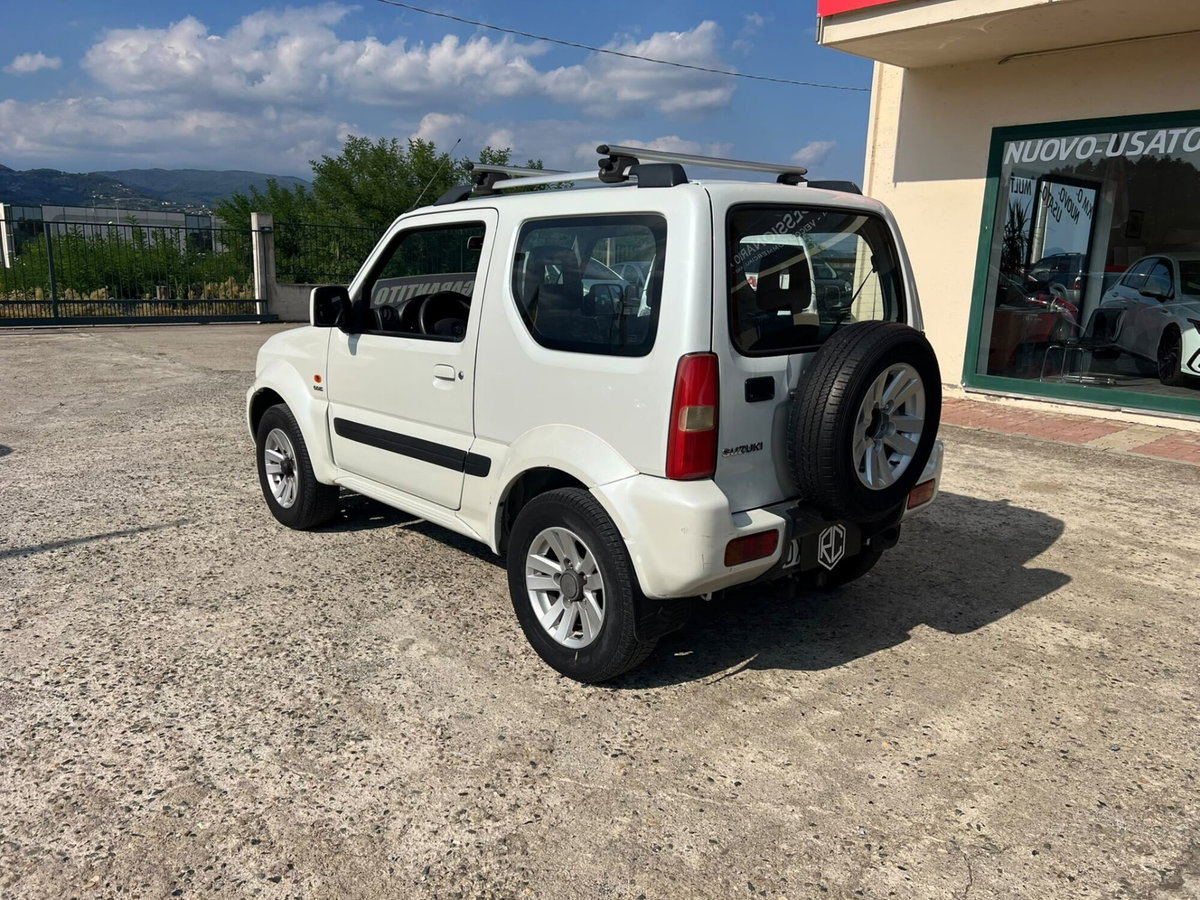 Suzuki Jimny 1.5 DDiS cat 4WD Special (6)