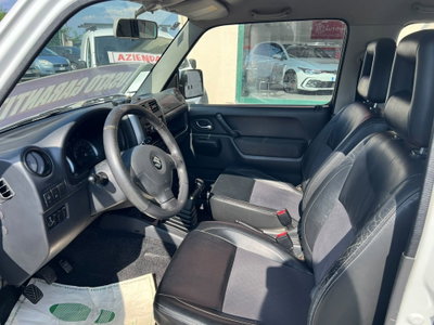 Suzuki Jimny 1.5 DDiS cat 4WD Special (9)