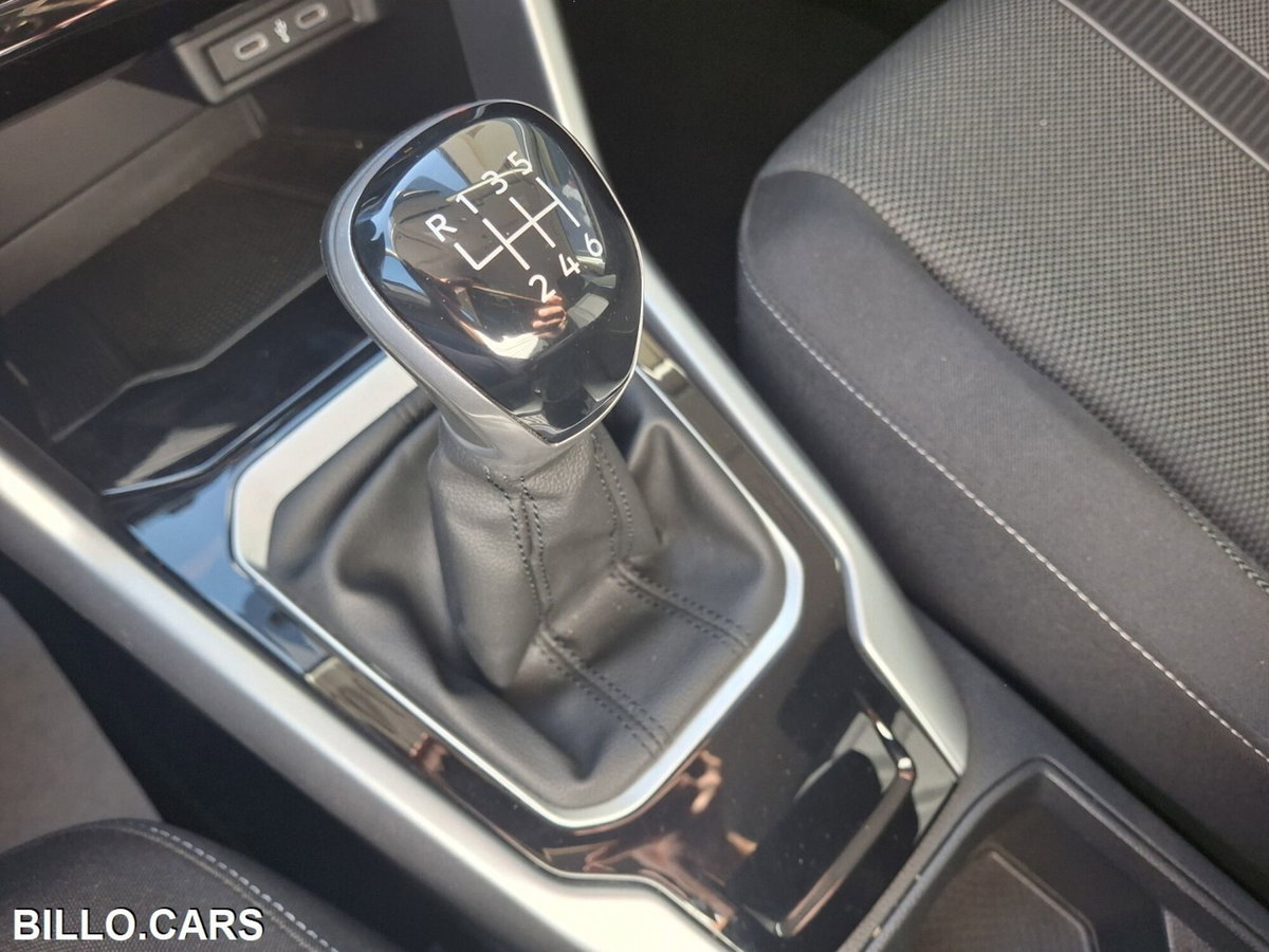 Volkswagen T-Roc 1.0 TSI Style (11)