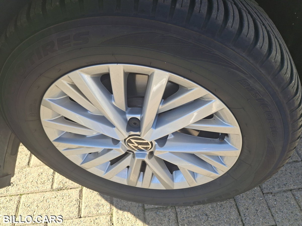 Volkswagen T-Roc 1.0 TSI Style (17)