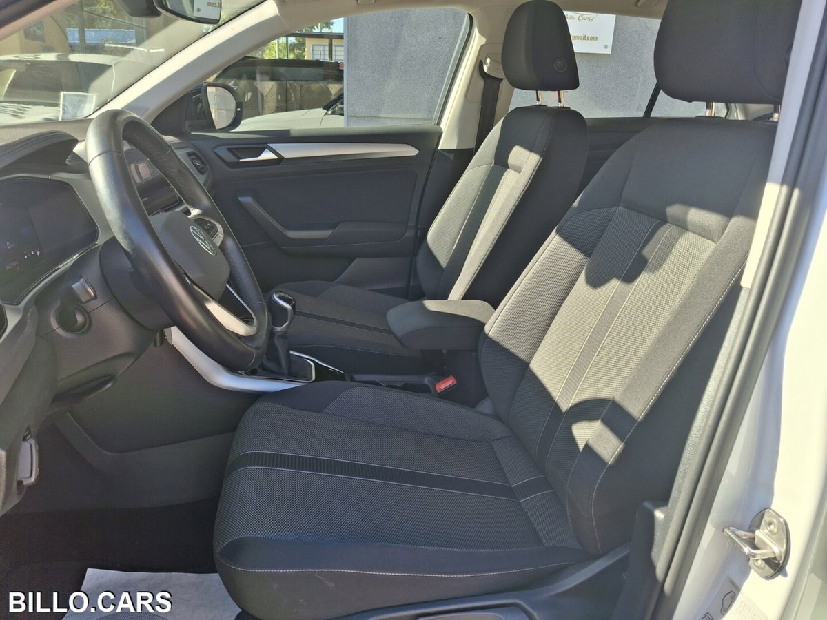 Volkswagen T-Roc 1.0 TSI Style (8)