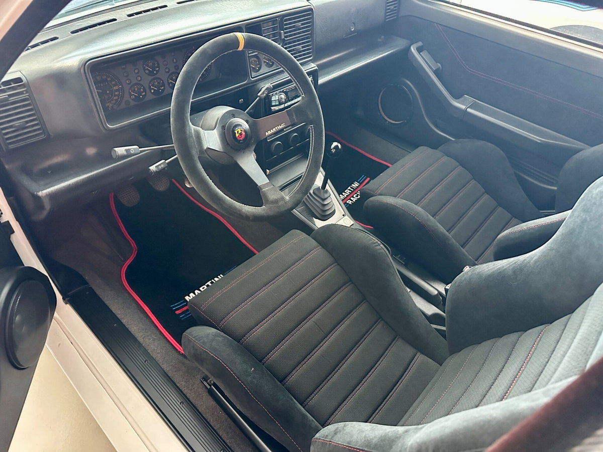 Lancia Delta turbo 16V HF integrale 5 (13)