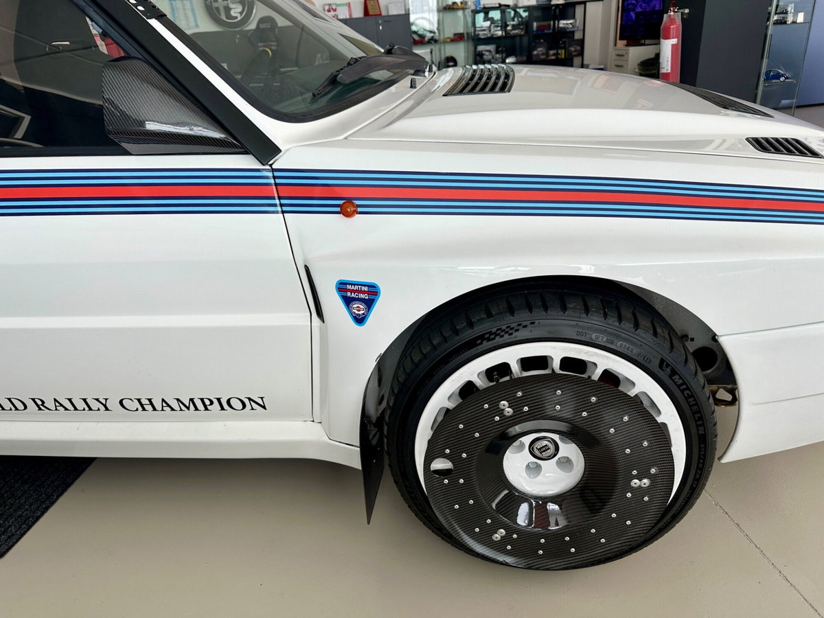 Lancia Delta turbo 16V HF integrale 5 (16)