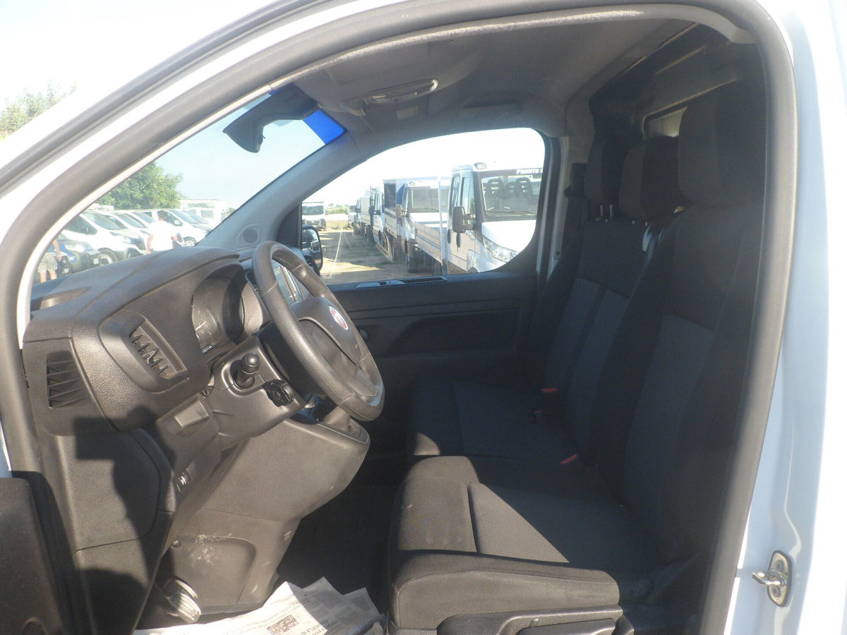 Fiat Scudo Furgone ce 1.5 bluehdi 120cv L3H1 (11)