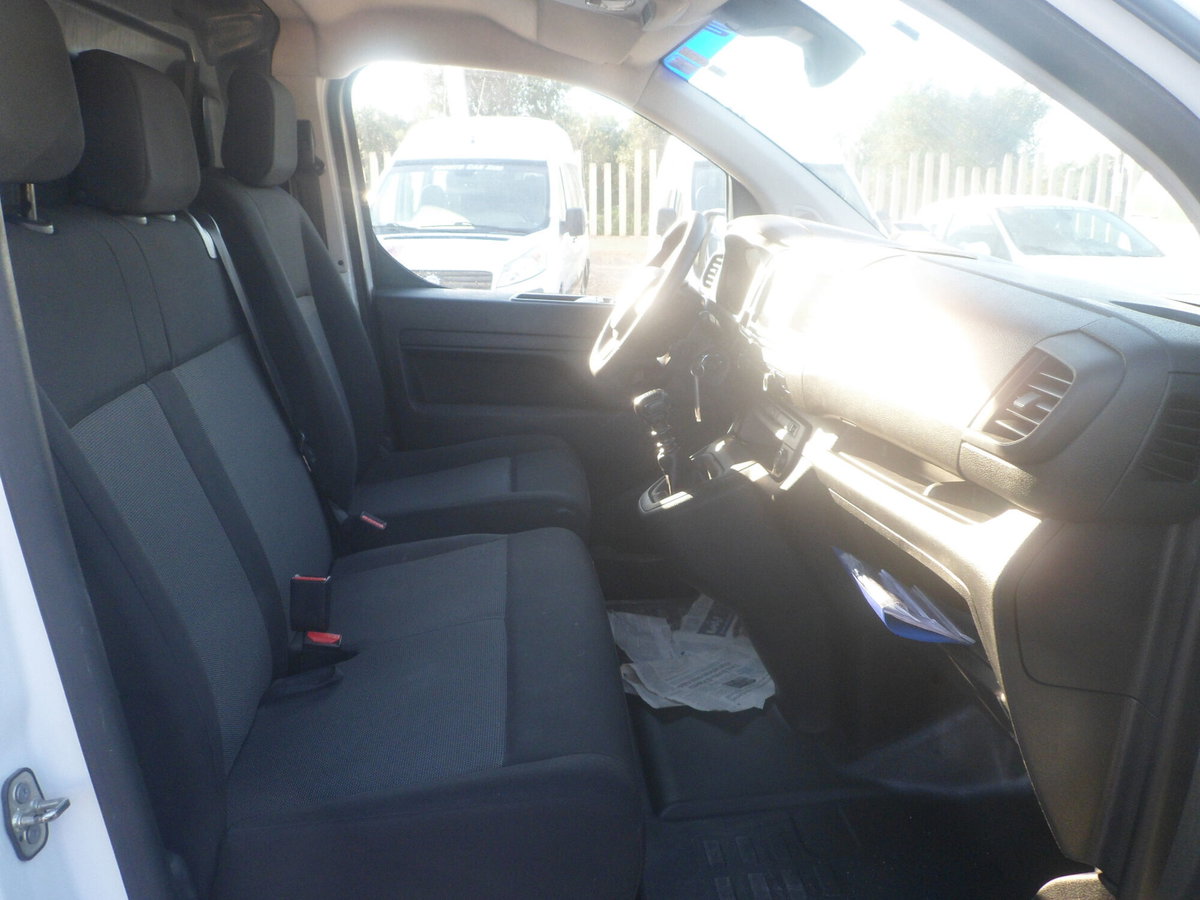 Fiat Scudo Furgone ce 1.5 bluehdi 120cv L3H1 (16)