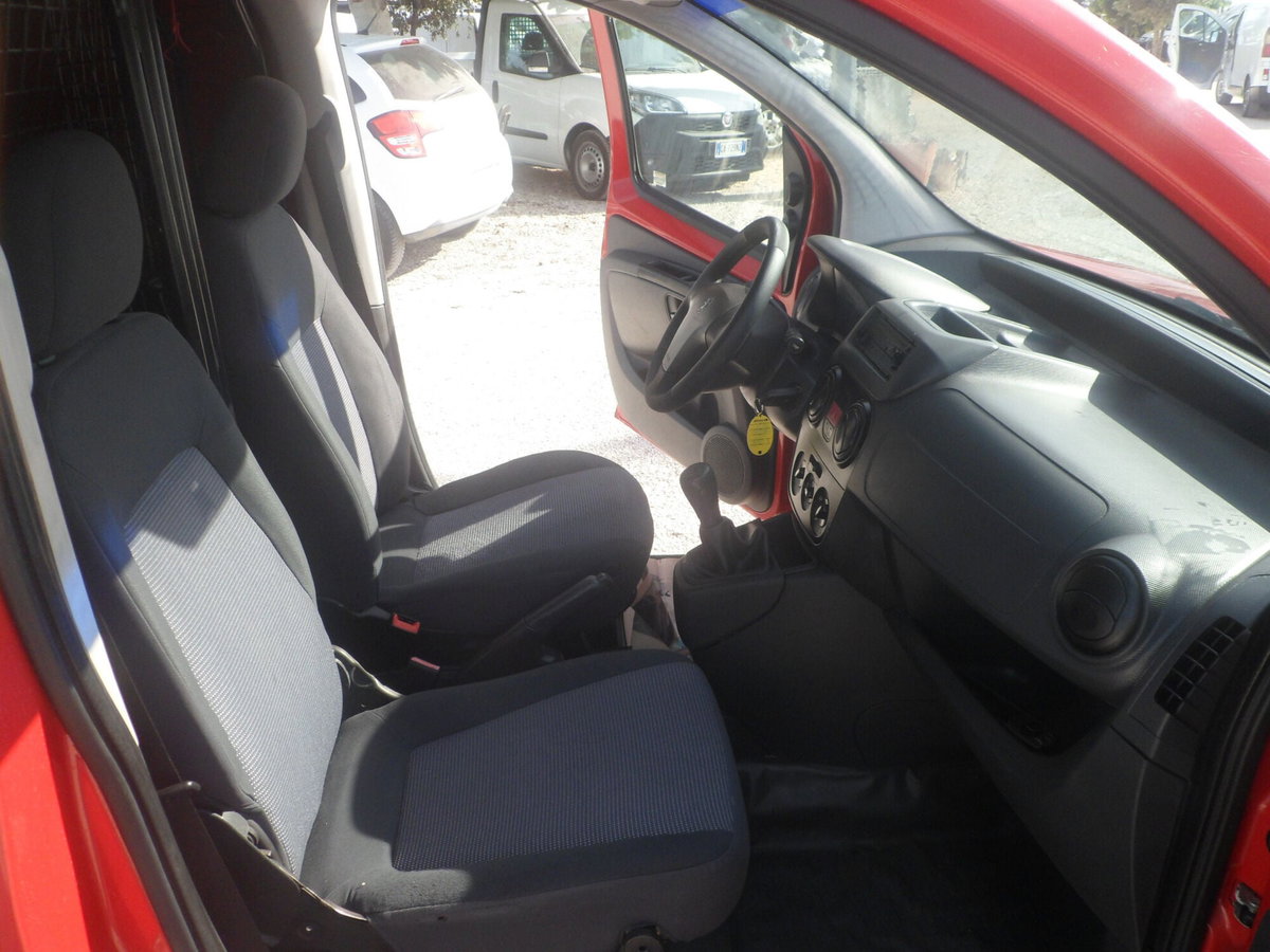 Fiat Fiorino Furgone cargo 1.3 mjt 80cv E6d-final (12)
