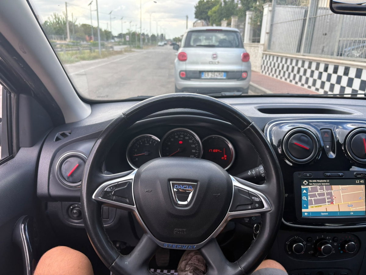 Dacia Sandero Stepway 1.5 Blue dCi 95 CV Comfort (11)