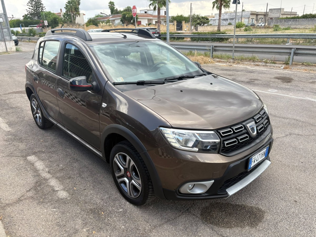 Dacia Sandero Stepway 1.5 Blue dCi 95 CV Comfort (3)