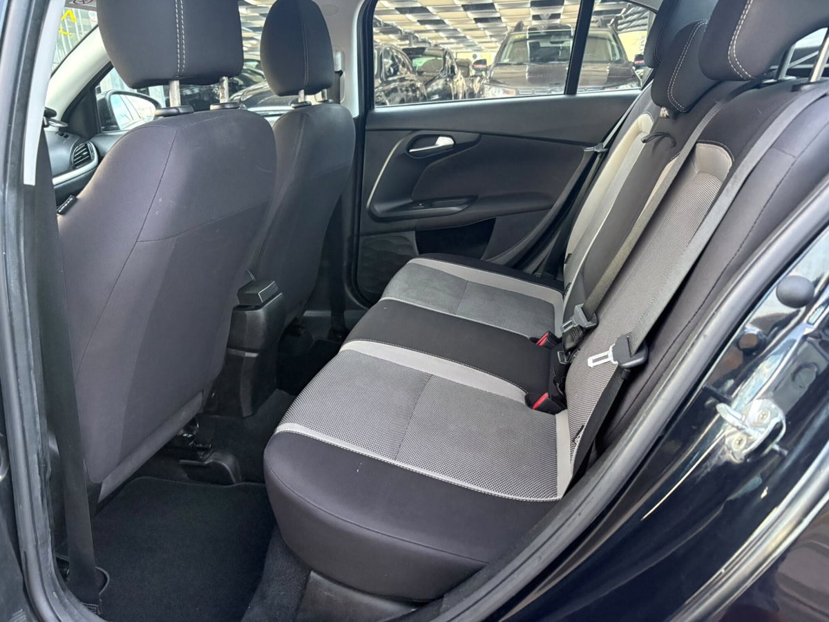 Fiat Tipo Tipo 1.6 Mjt 4 porte Easy (16)