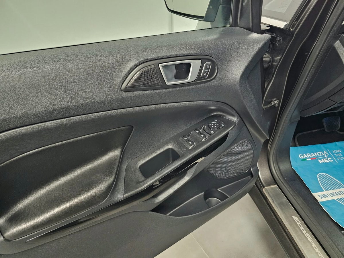 Ford EcoSport 1.0 EcoBoost 125 CV Start&Stop aut. Titanium (16)