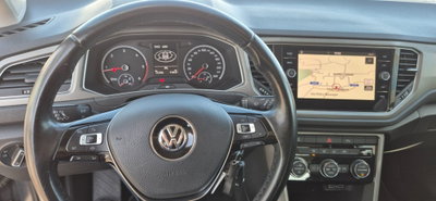 Volkswagen T-Roc 1.6 TDI SCR Business BlueMotion Technology (11)