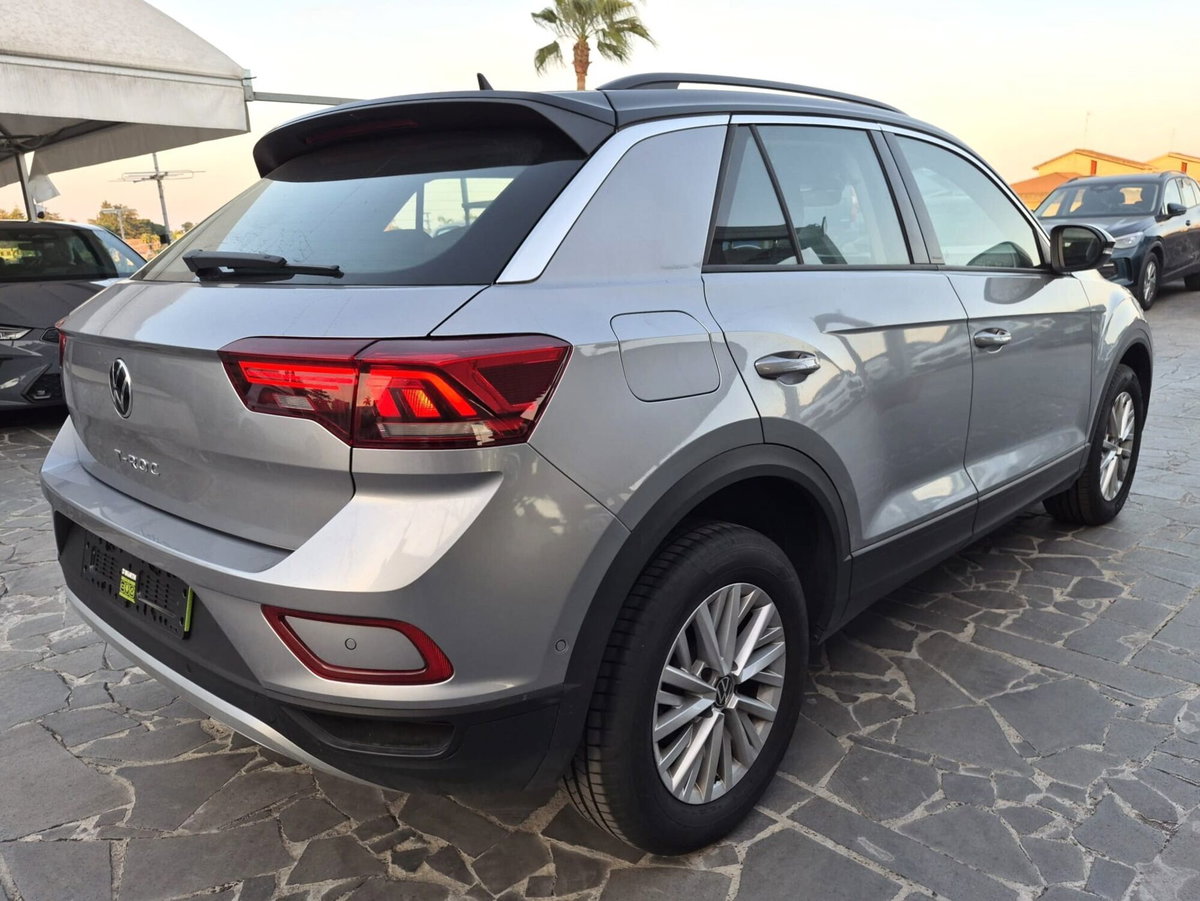 Volkswagen T-Roc 2.0 tdi Life 150cv dsg (8)
