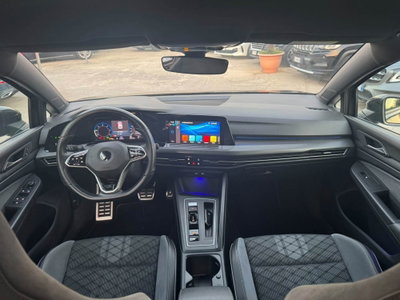 Volkswagen Golf 2.0 TDI 150 CV SCR R-Line (13)