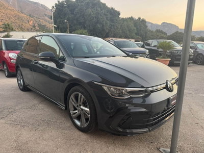 Volkswagen Golf 2.0 TDI 150 CV SCR R-Line (4)