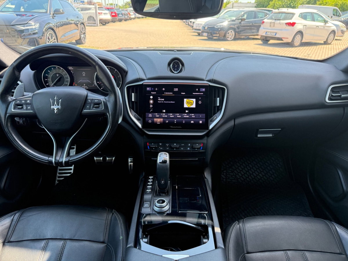 Maserati Ghibli Ghibli L4 330 CV MHEV Gransport (10)