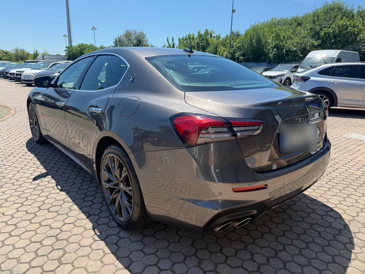 Maserati Ghibli Ghibli L4 330 CV MHEV Gransport (7)