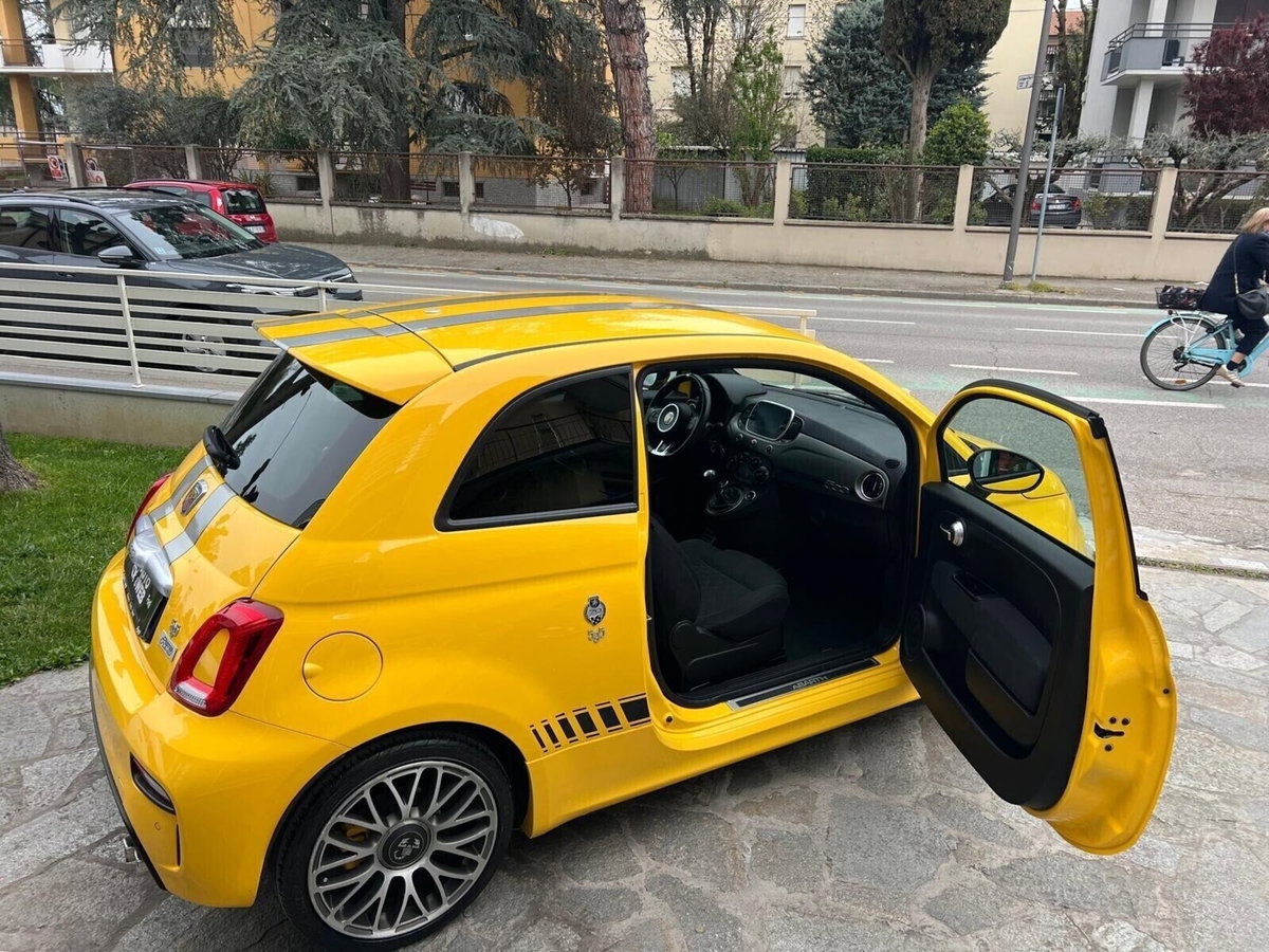 Abarth 595 595 1.4 Turbo T-Jet 165 CV Turismo (7)