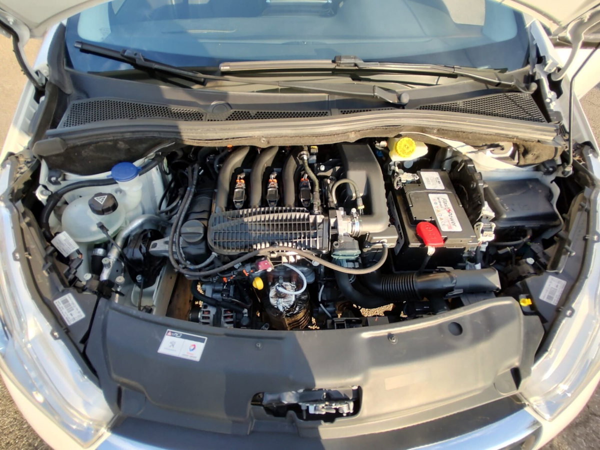 Peugeot 208 82 5p. GPL Allure (10)