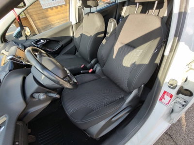 Peugeot 208 82 5p. GPL Allure (20)