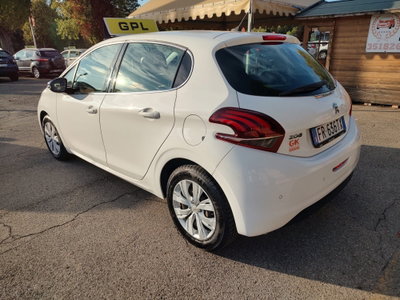 Peugeot 208 82 5p. GPL Allure (3)