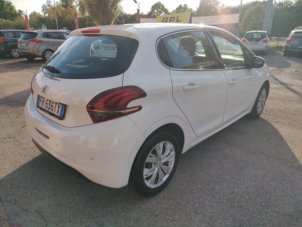 Peugeot 208 82 5p. GPL Allure (7)