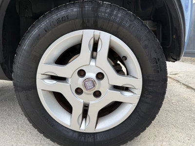 Fiat Panda 1.3 MJT 16V DPF 4x4 Climbing (10)