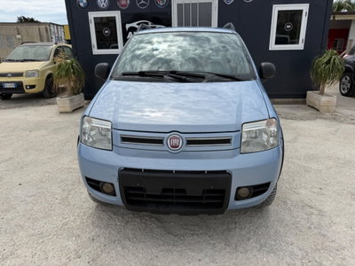 Fiat Panda 1.3 MJT 16V DPF 4x4 Climbing (2)
