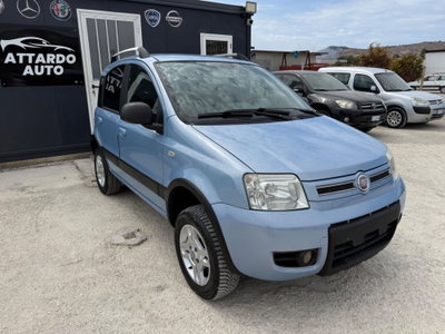 Fiat Panda 1.3 MJT 16V DPF 4x4 Climbing (3)