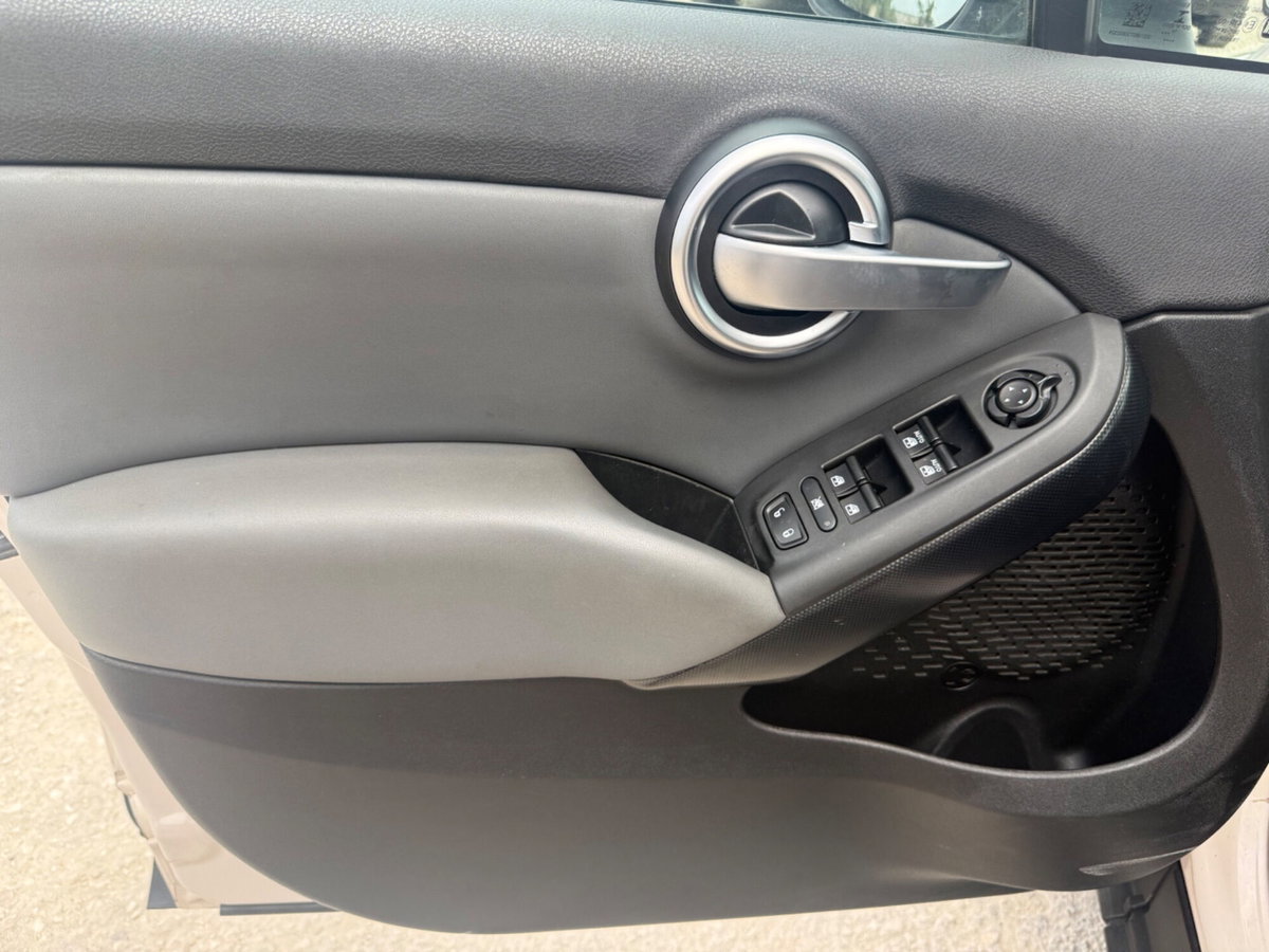 Fiat 500X 1.6 MultiJet 120 CV Lounge (11)