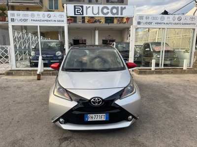 Toyota Aygo 1.0 VVT-i 69 CV 5 porte x-play TSS usata