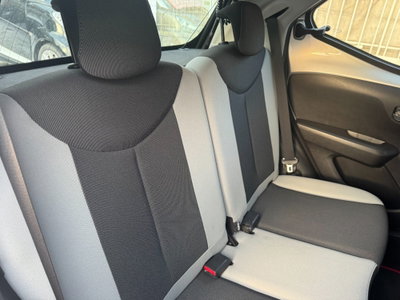 Toyota Aygo 1.0 VVT-i 69 CV 5 porte x-play TSS (16)