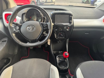 Toyota Aygo 1.0 VVT-i 69 CV 5 porte x-play TSS (8)
