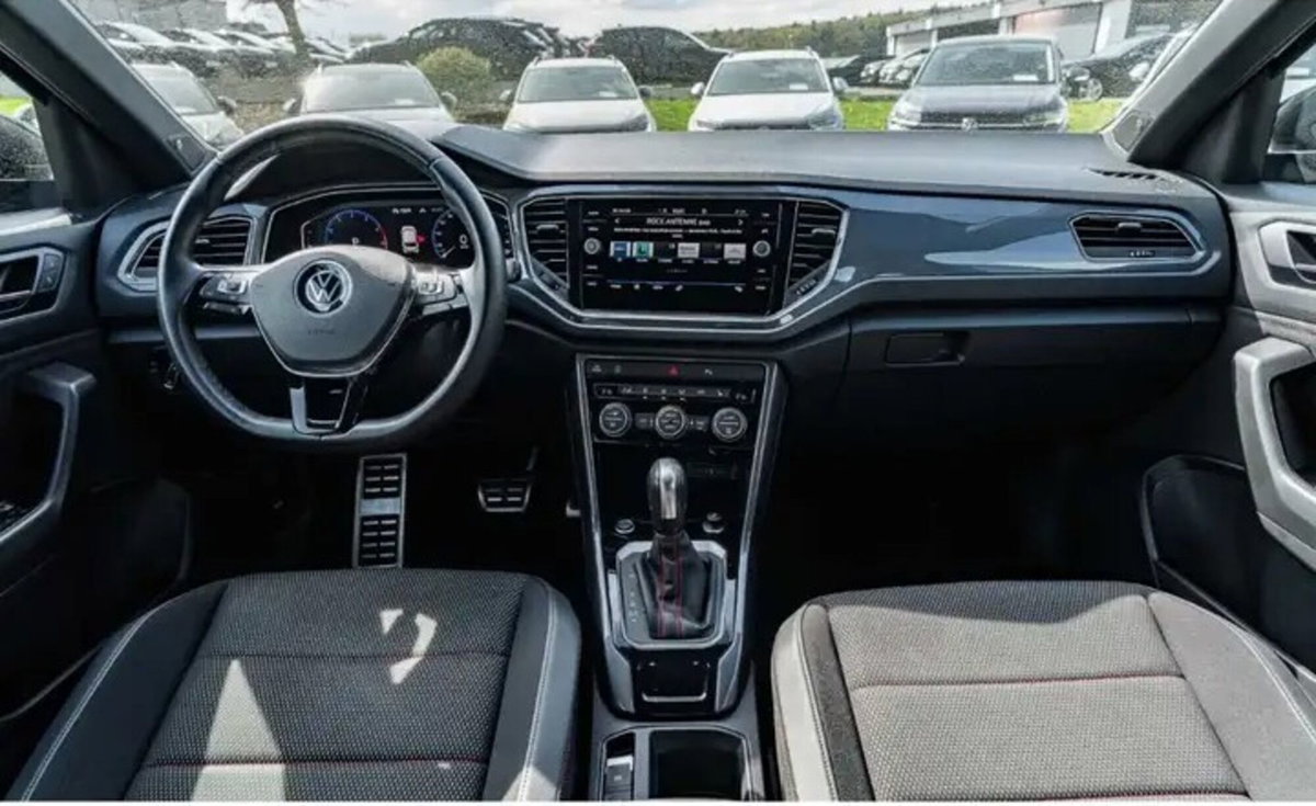 Volkswagen T-Roc 1.5 TSI ACT Advanced BlueMotion Technology (10)