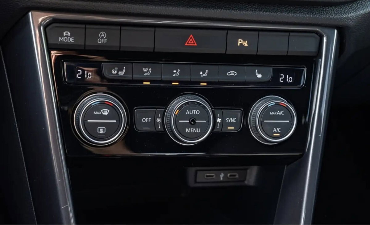 Volkswagen T-Roc 1.5 TSI ACT Advanced BlueMotion Technology (14)