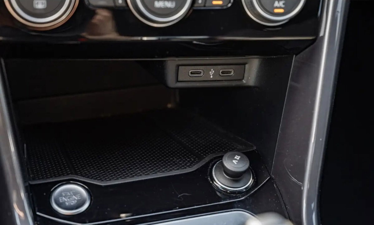Volkswagen T-Roc 1.5 TSI ACT Advanced BlueMotion Technology (15)