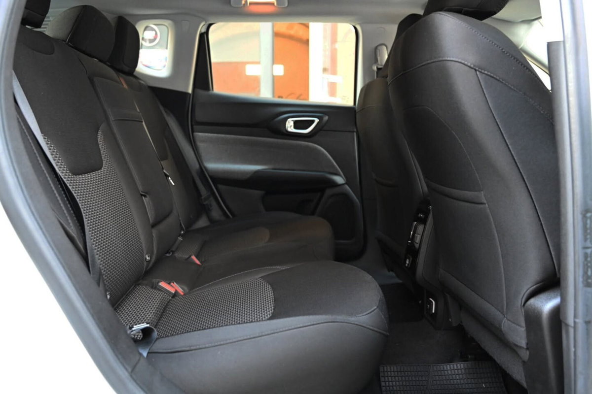 Jeep Compass 1.6 Multijet II 2WD Longitude (18)