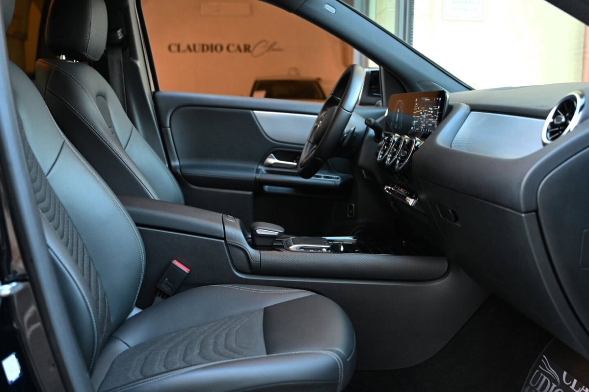 Mercedes-Benz GLA SUV 200 d Automatic Sport Plus (13)