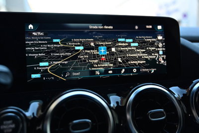 Mercedes-Benz GLA SUV 200 d Automatic Sport Plus (17)