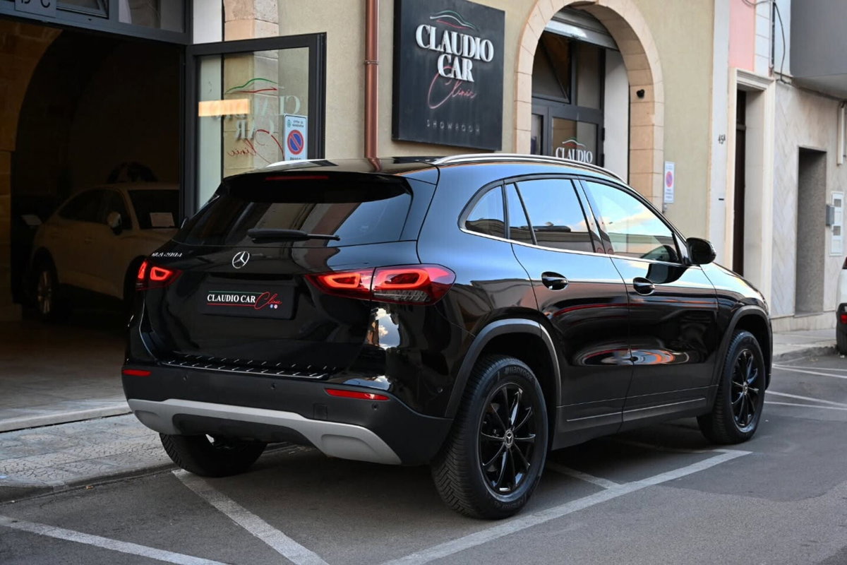 Mercedes-Benz GLA SUV 200 d Automatic Sport Plus (4)